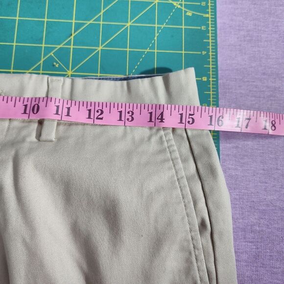 Old Navy Ultimate Straight khakis - Picture 9 of 9